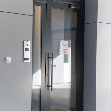 Cozy 2-room Apartment, Near Market Square, Balcony Wroclaw