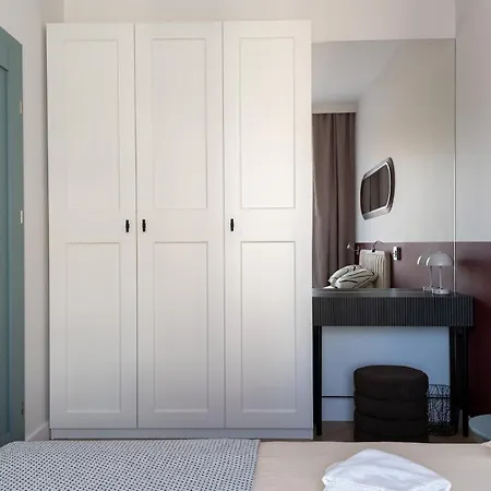 Cozy 2-room With Balcony - Near Market Square - Historic Area *