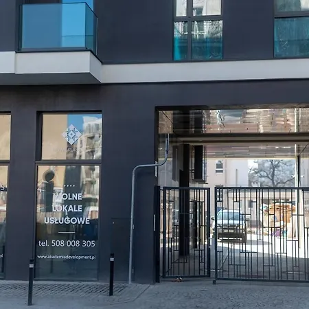 Cozy 2-room With Balcony, Near Market Square, Historical District *