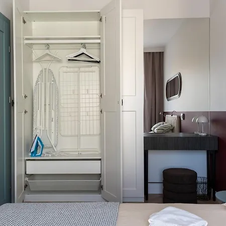 Stylish 2-room With Balcony, Near Market Square, Historic Area *