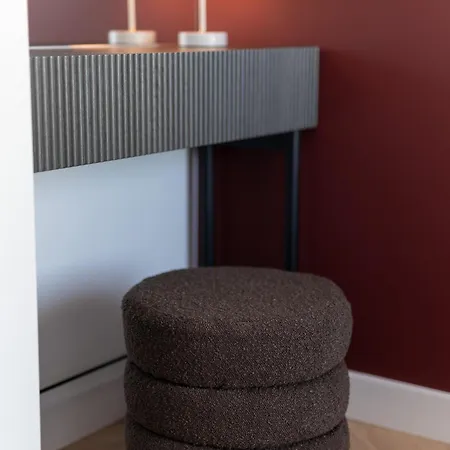 Apartman Cozy 2-room With Balcony, Near Market Square, Historical District *