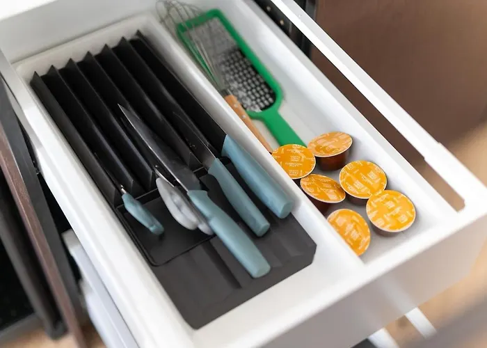 Cozy 2-room With Balcony, Near Market Square, Historical District