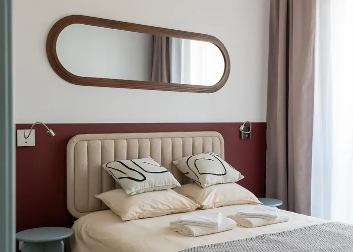 Cozy 2-room With Balcony, Near Market Square, Historical District